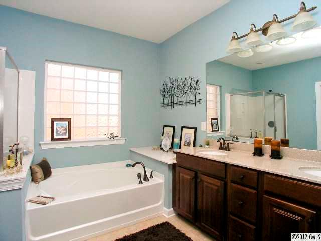 11525 Ashbourne Hall Road Charlotte, NC 28277 - Photo 12 of 15 Gallery Image 12