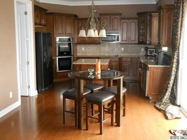 11525 Ashbourne Hall Road Charlotte, NC 28277 - Photo 7 of 15 Gallery Image 7