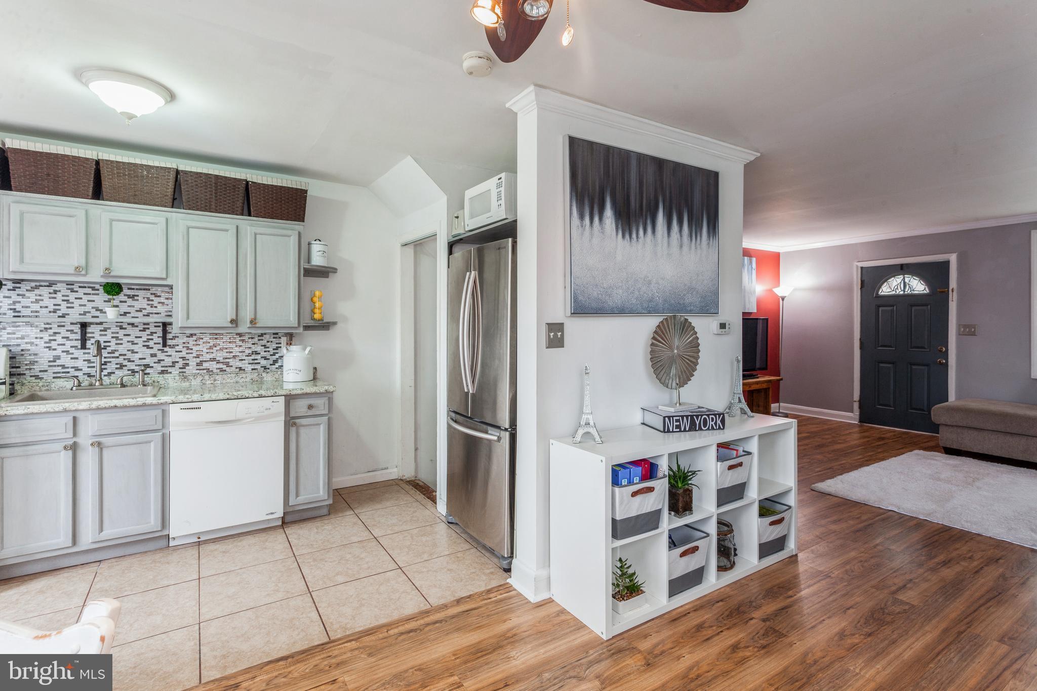 2839 Plainfield Road Dundalk, MD 21222 - Photo 4 of 36 Gallery Image 4