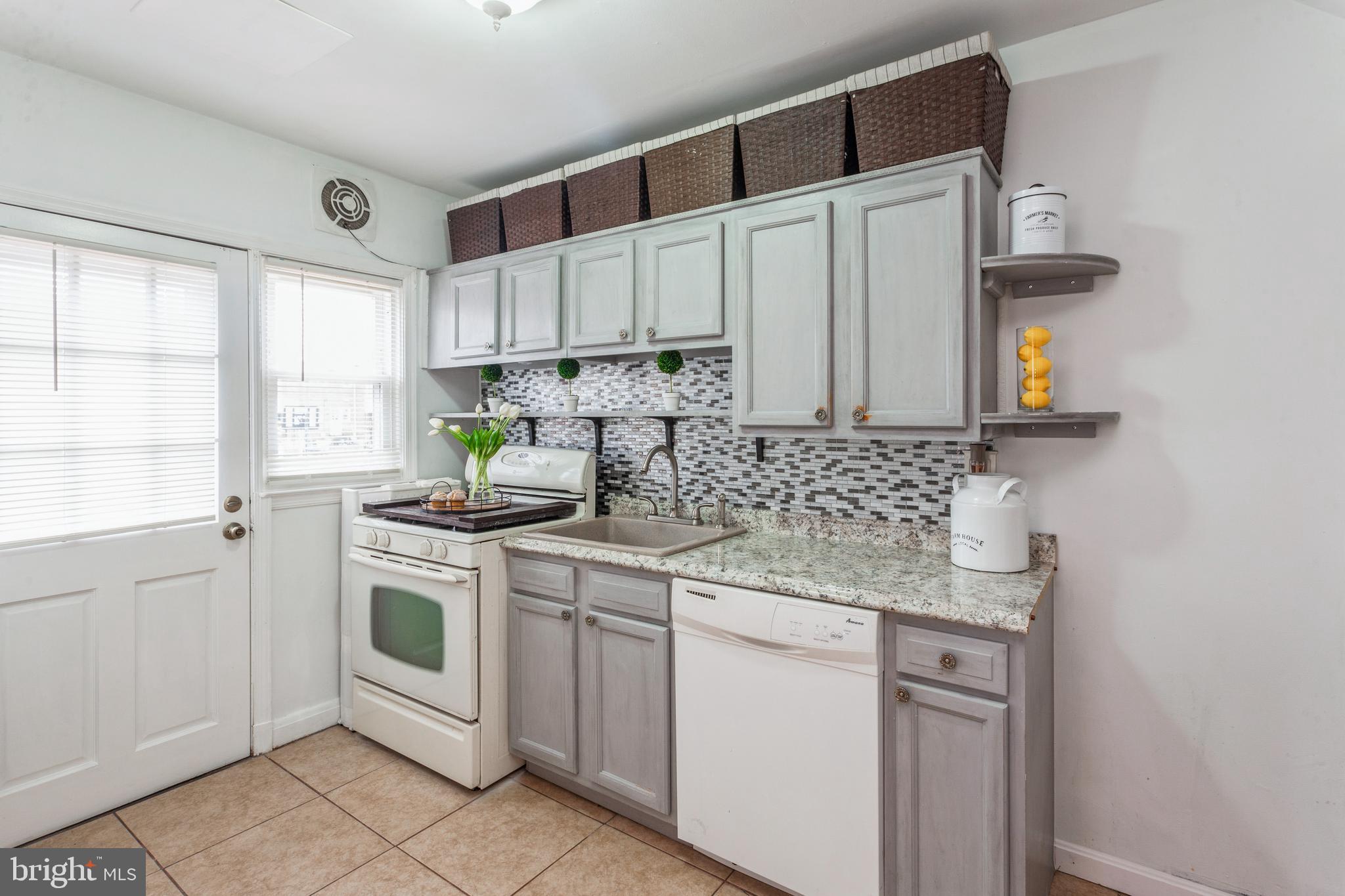 2839 Plainfield Road Dundalk, MD 21222 - Photo 8 of 36 Gallery Image 8