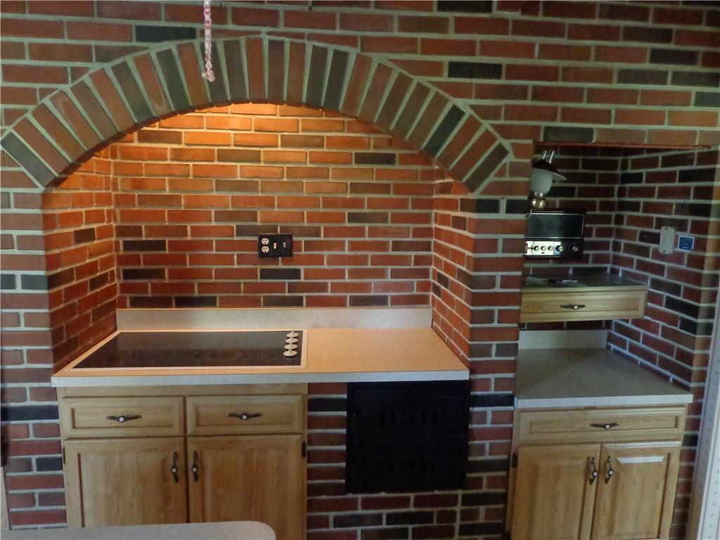 723 Winfield Road Cabot, PA 16023 - Photo 8 of 19 KITCHEN STOVE TOP WORK AREA