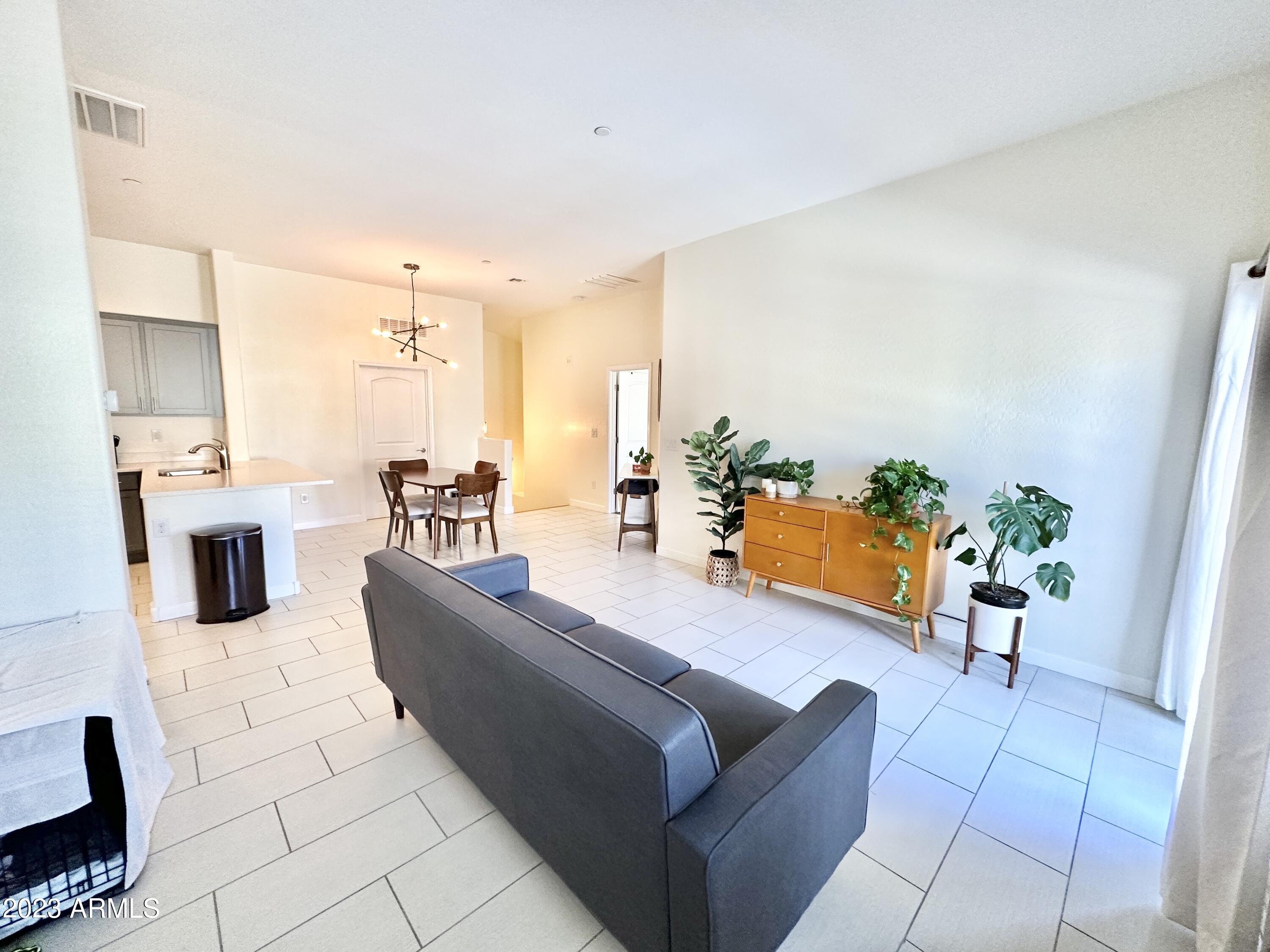 2150 West Alameda Road, Unit 2229 Phoenix, AZ 85085 - Photo 10 of 37 Living Room