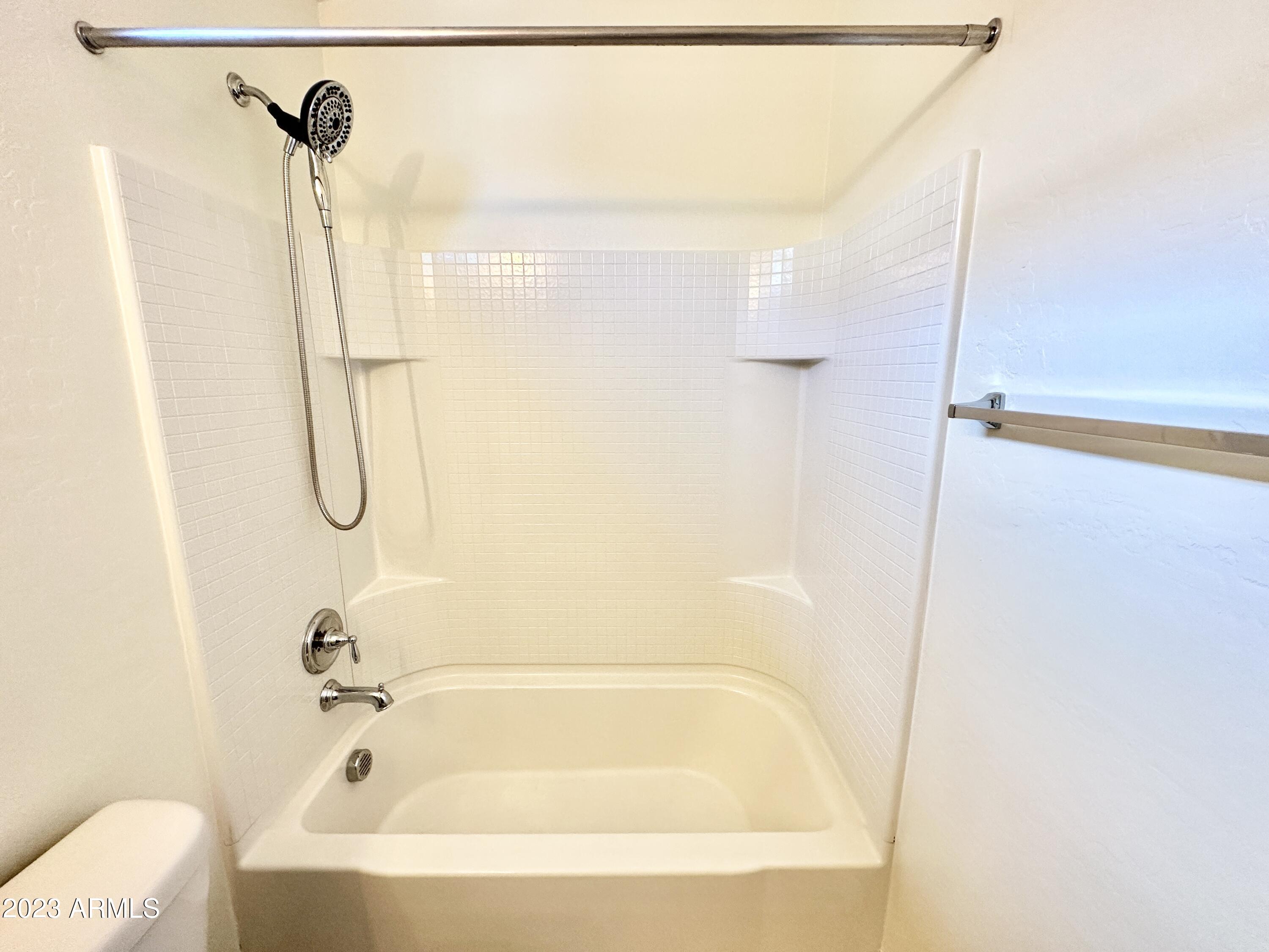 2150 West Alameda Road, Unit 2229 Phoenix, AZ 85085 - Photo 25 of 37 2nd Bathroom