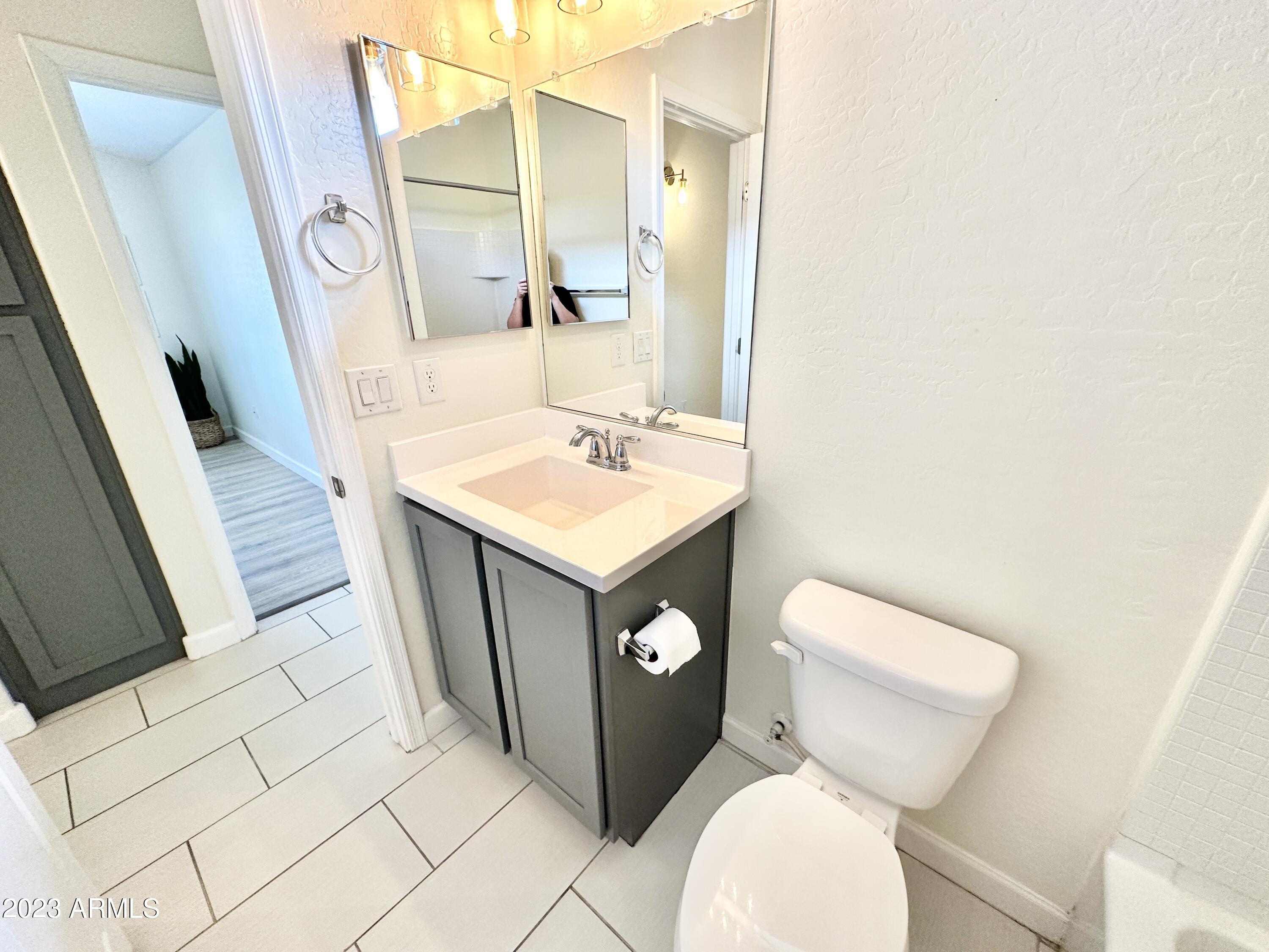 2150 West Alameda Road, Unit 2229 Phoenix, AZ 85085 - Photo 26 of 37 2nd Bathroom