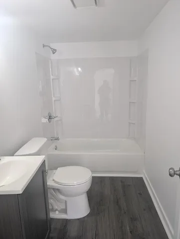 $1,400 | 302 East 48th Street, Unit 2, Minneapolis, MN 55419