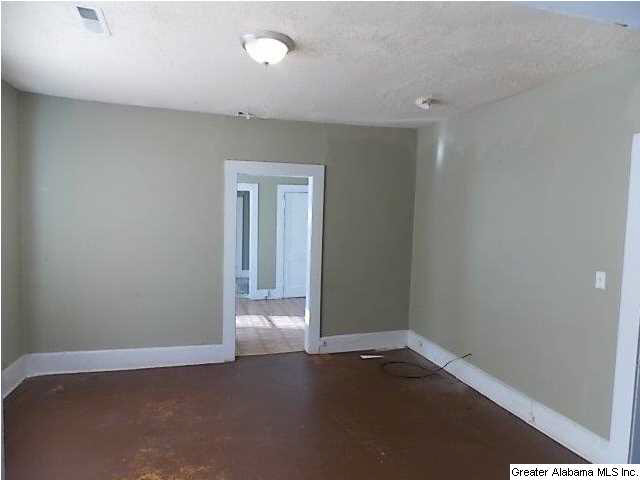 212 69th Place North Birmingham, AL 35206 - Photo 3 of 25