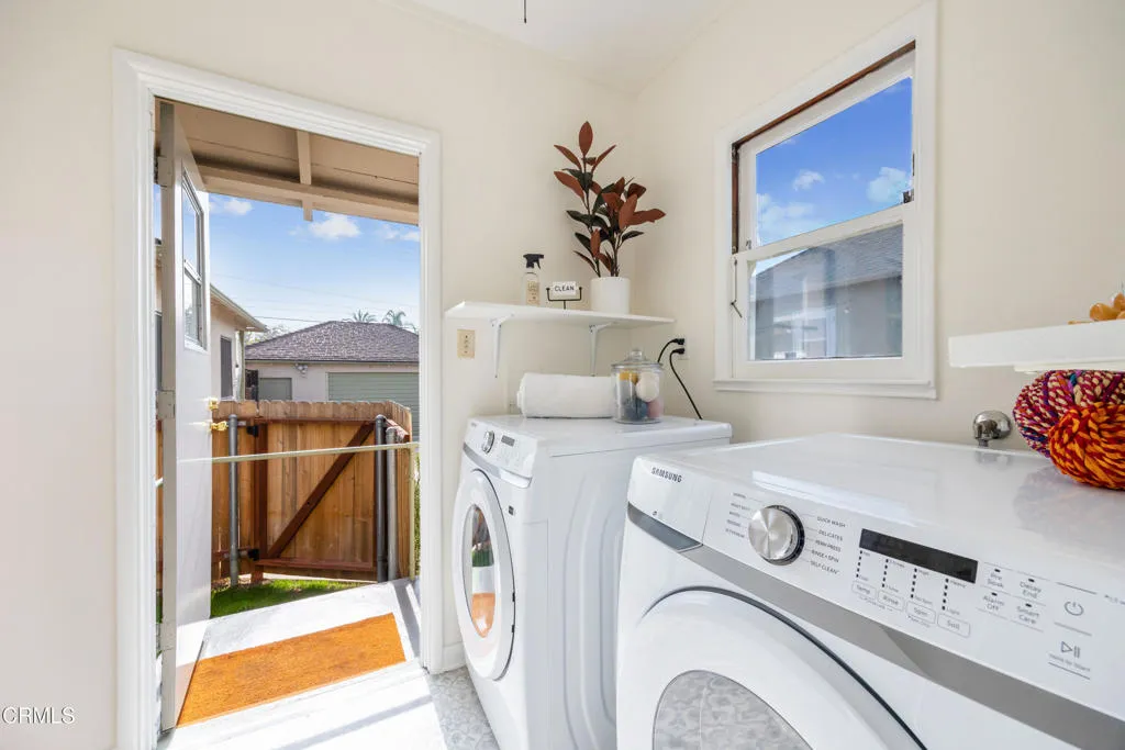 1766 Whitefield Road Pasadena, CA 91104 - Photo 27 of 52 a utility room with dryer and washer