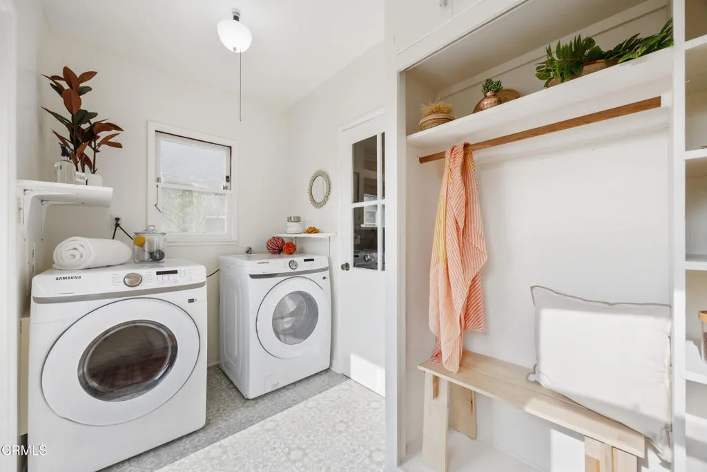 1766 Whitefield Road Pasadena, CA 91104 - Photo 29 of 52 a utility room with dryer and washer
