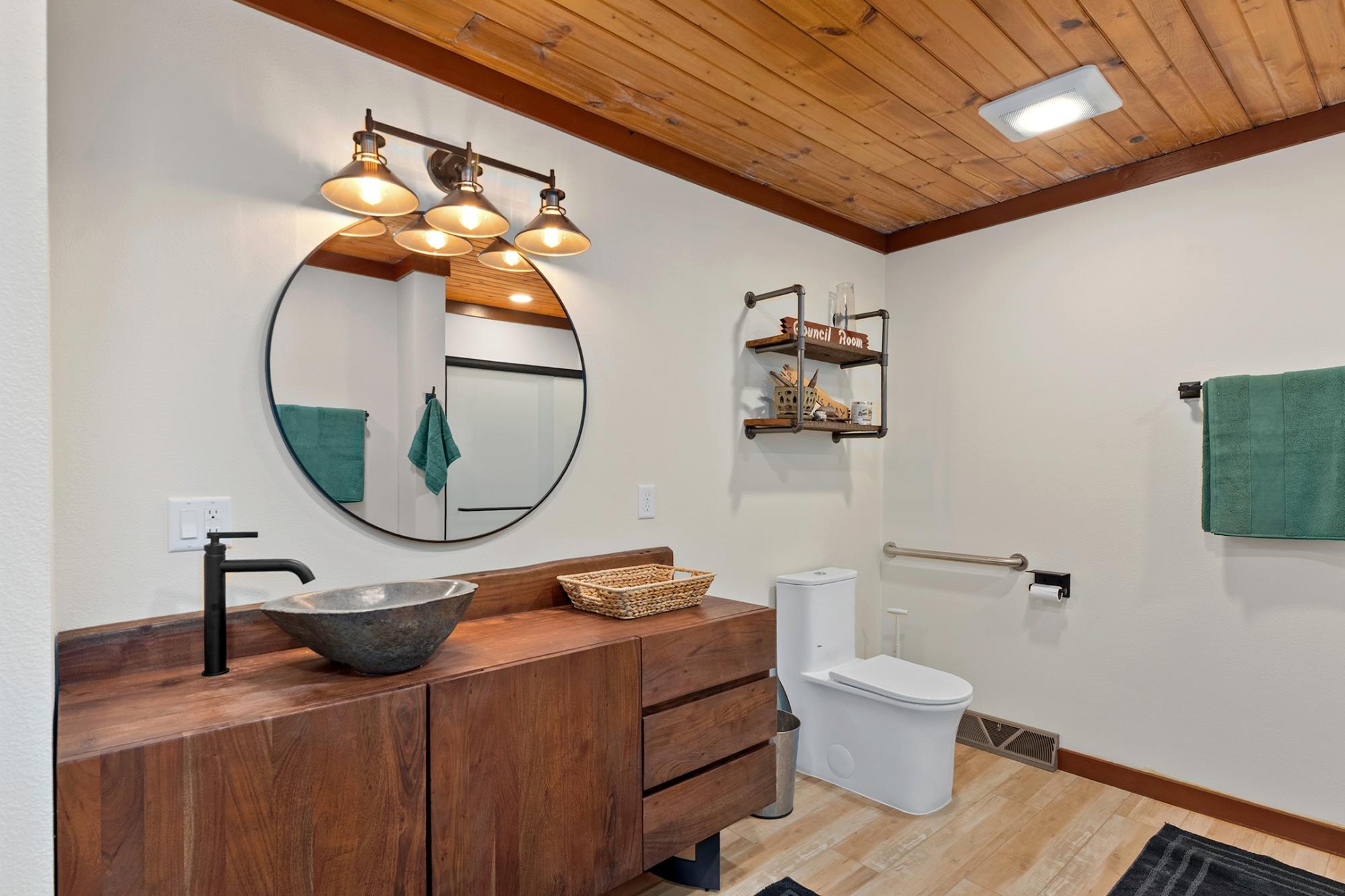 3936 Eagle Waters Road, Unit 1 Eagle River, WI 54521 - Photo 21 of 54 Gallery Image 21