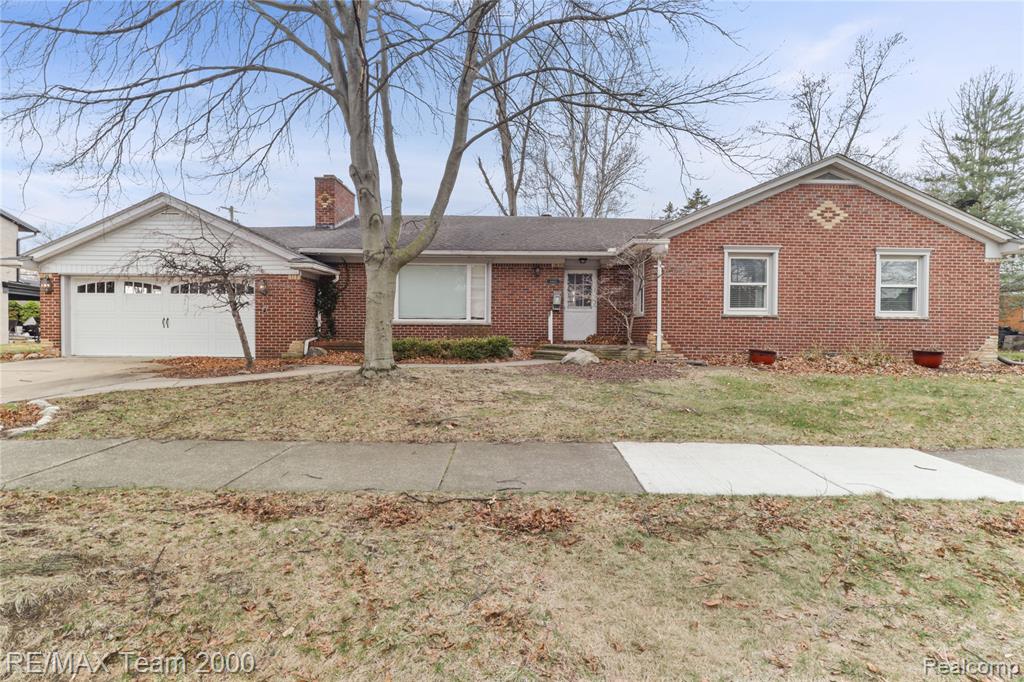 1445 Belmont Street Dearborn, MI 48128 - Photo 3 of 33