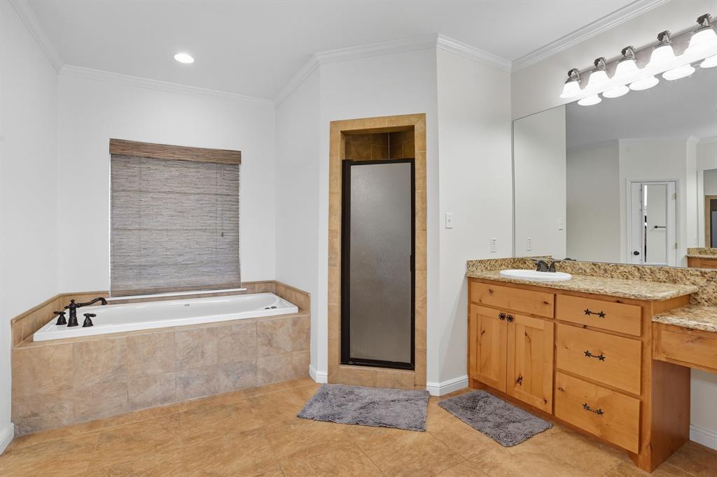 213 Audra Circle Rhome, TX 76078 - Photo 14 of 37