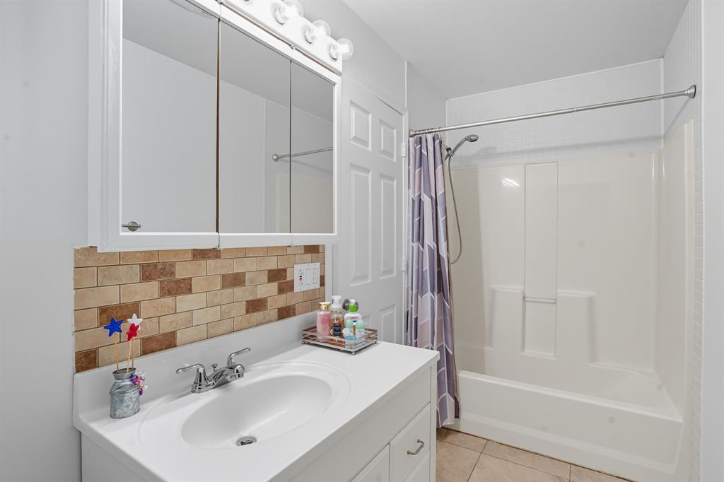 213 Audra Circle Rhome, TX 76078 - Photo 25 of 37