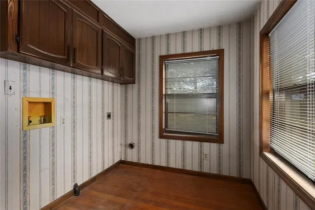 $600,000 | 1717 Southwest Hook Road, Lee's Summit, MO 64082