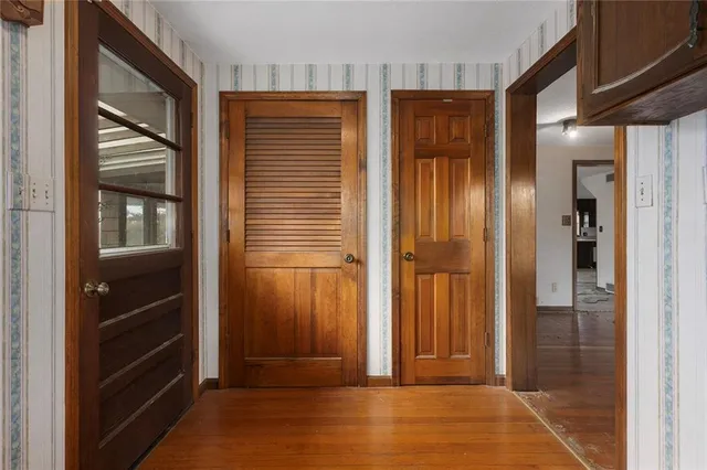 $600,000 | 1717 Southwest Hook Road, Lee's Summit, MO 64082