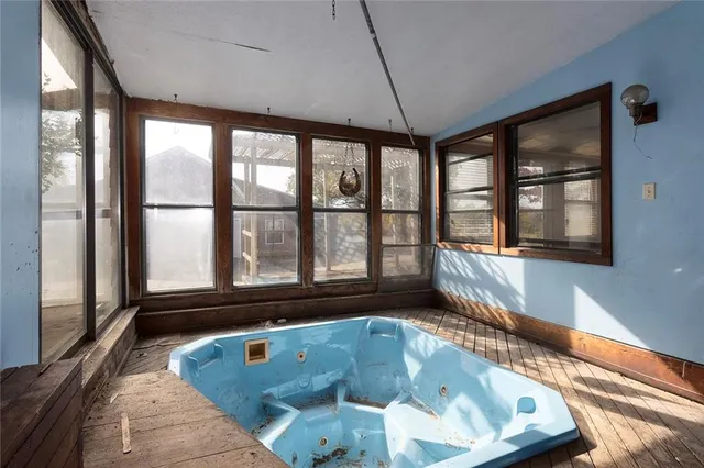 $600,000 | 1717 Southwest Hook Road, Lee's Summit, MO 64082