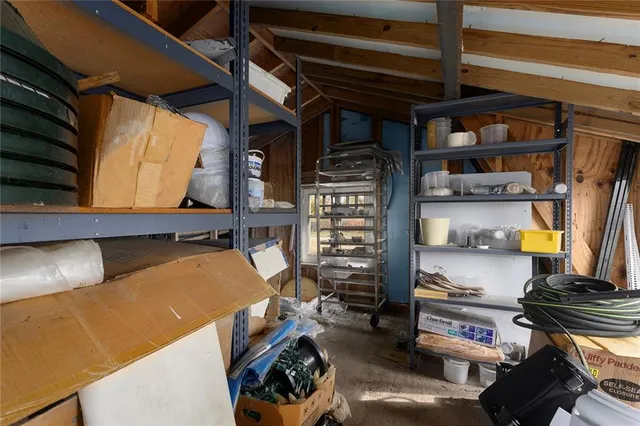 $600,000 | 1717 Southwest Hook Road, Lee's Summit, MO 64082