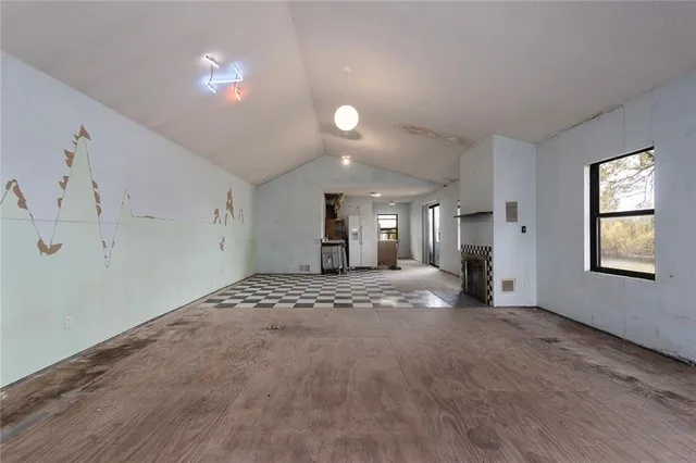 $600,000 | 1717 Southwest Hook Road, Lee's Summit, MO 64082