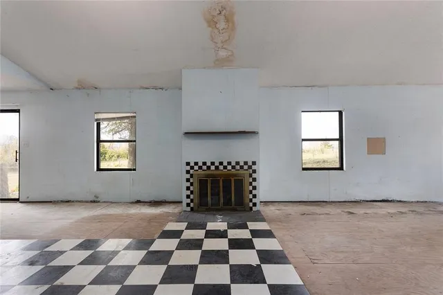 $600,000 | 1717 Southwest Hook Road, Lee's Summit, MO 64082