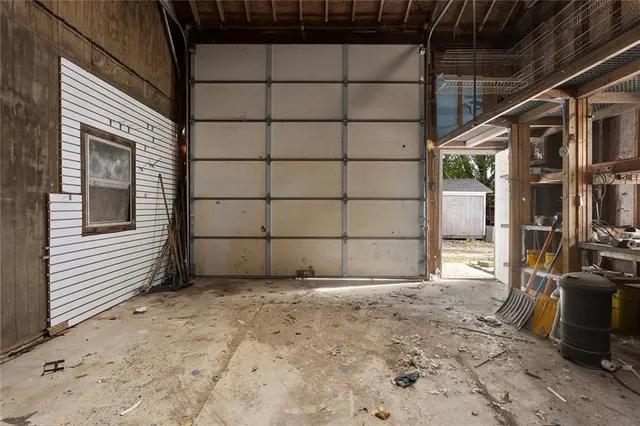 $600,000 | 1717 Southwest Hook Road, Lee's Summit, MO 64082