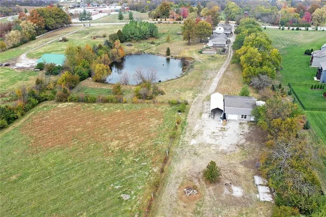 $600,000 | 1717 Southwest Hook Road, Lee's Summit, MO 64082