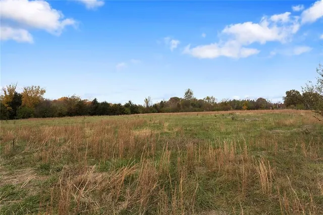 $600,000 | 1717 Southwest Hook Road, Lee's Summit, MO 64082