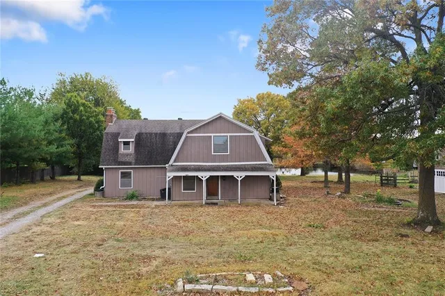 $600,000 | 1717 Southwest Hook Road, Lee's Summit, MO 64082