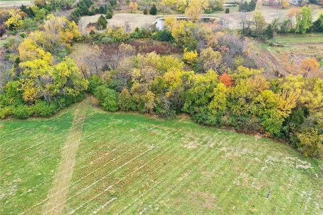 $600,000 | 1717 Southwest Hook Road, Lee's Summit, MO 64082