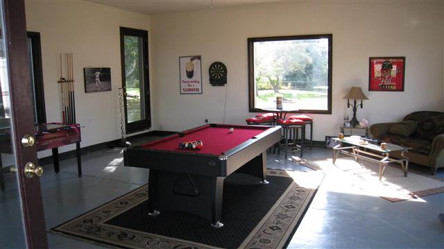 59105 Romeo Plank Road Ray, MI 48096 - Photo 12 of 14 31024330-11.JPG