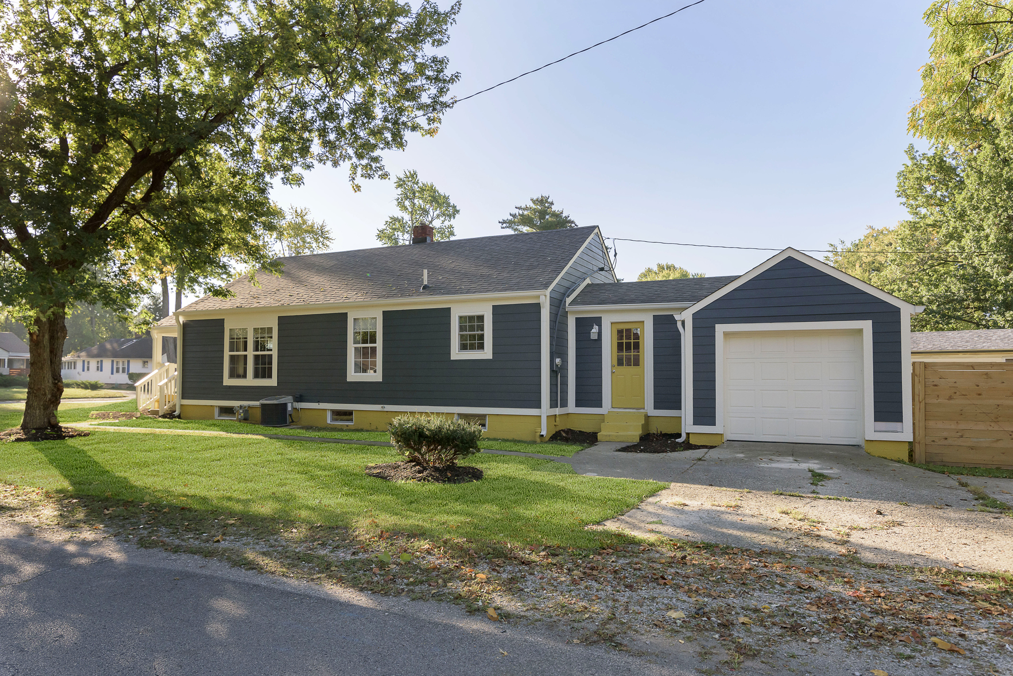 3554 North Rural Street Indianapolis, IN 46218 - Photo 3 of 31 Gallery Image 3