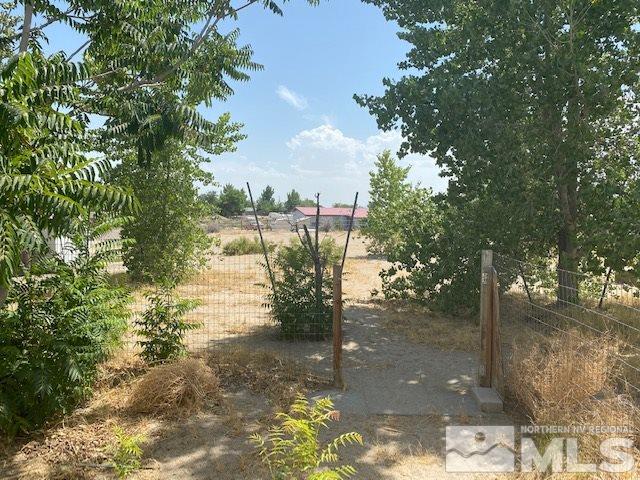 2121 Trails End Fallon, NV 89406 - Photo 4 of 29 Photo 4