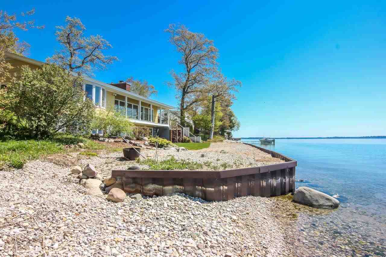 1946 Pine Point Road Traverse City, MI 49686 - Photo 13 of 47 1889701-12.JPG