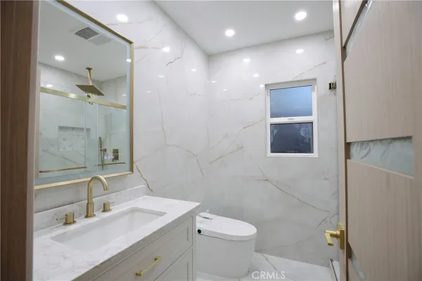 $1,050,000 | 16126 Blackhawk Street, Granada Hills, CA 91344