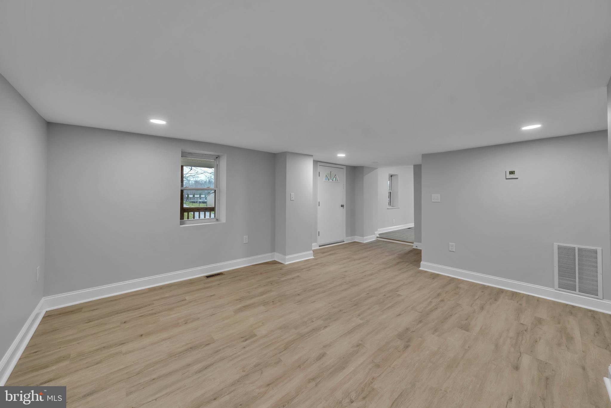 2404 Mayberry Road Westminster, MD 21158 - Photo 7 of 38 Living/Dinning Room