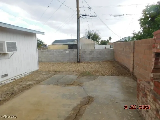 $1,675 | 2229 Donna Street, North Las Vegas, NV 89030