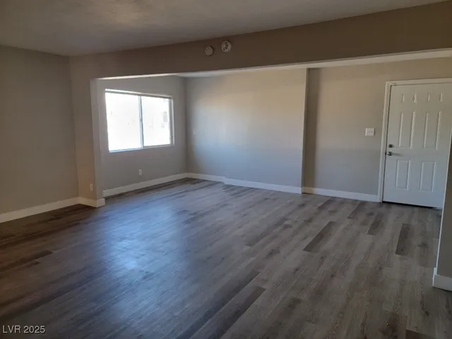 $1,675 | 2229 Donna Street, North Las Vegas, NV 89030