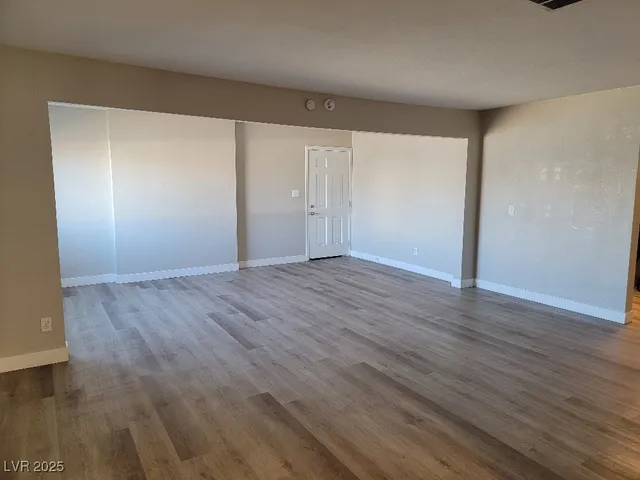 $1,675 | 2229 Donna Street, North Las Vegas, NV 89030