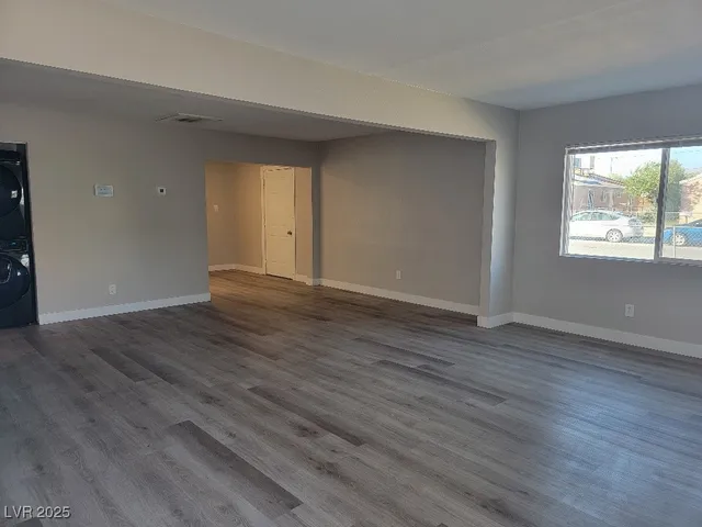 $1,675 | 2229 Donna Street, North Las Vegas, NV 89030