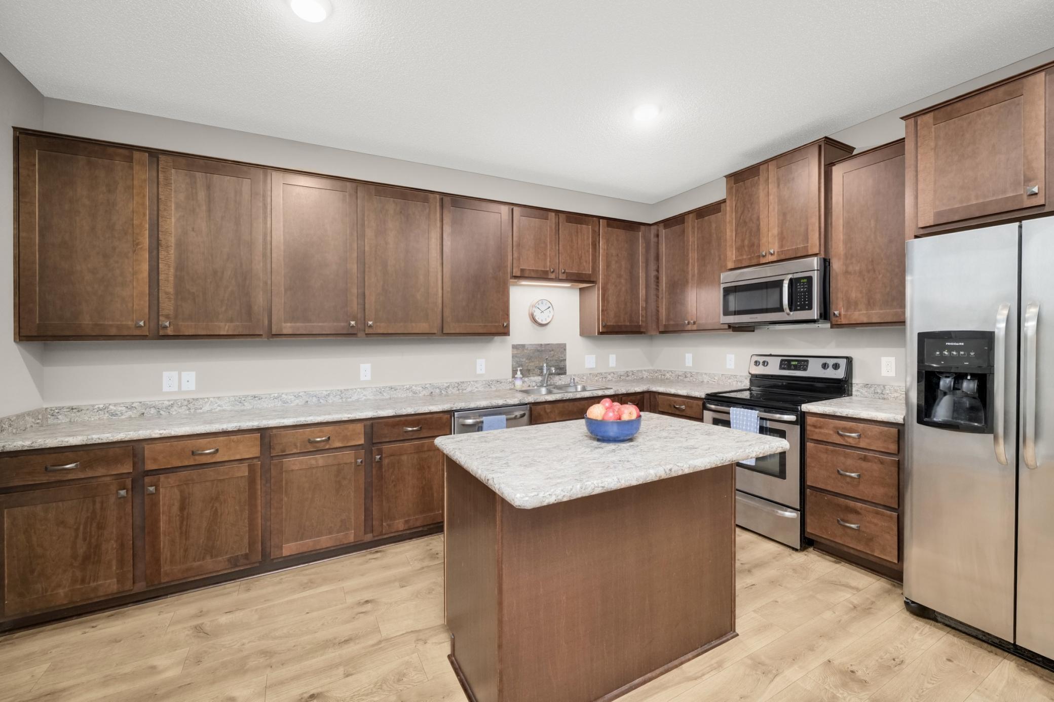 554 Cannon Way Dundas, MN 55019 - Photo 7 of 29