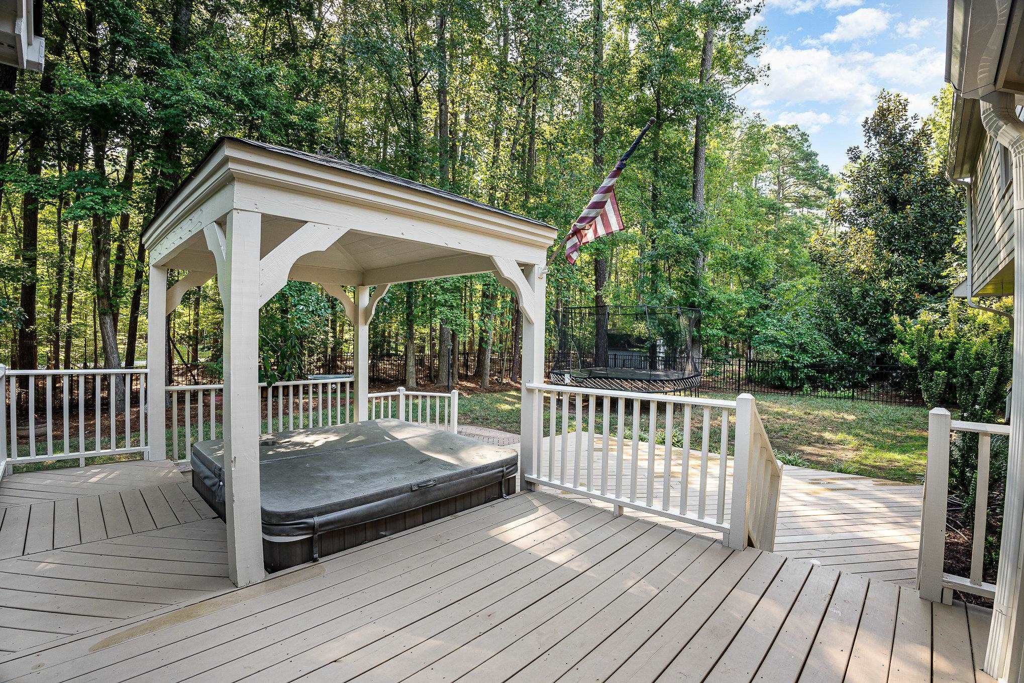 12036 Warwickshire Way Raleigh, NC 27613 - Photo 30 of 40 Patio/Deck