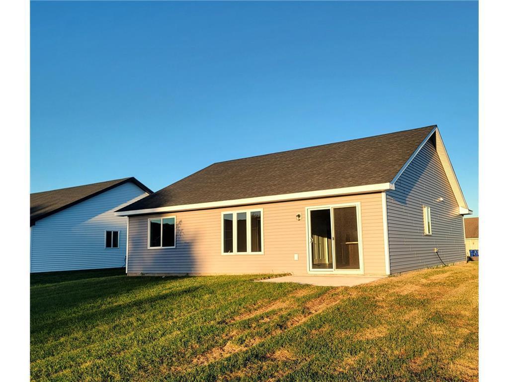 290 Spring Street Osceola, WI 54020 - Photo 6 of 40