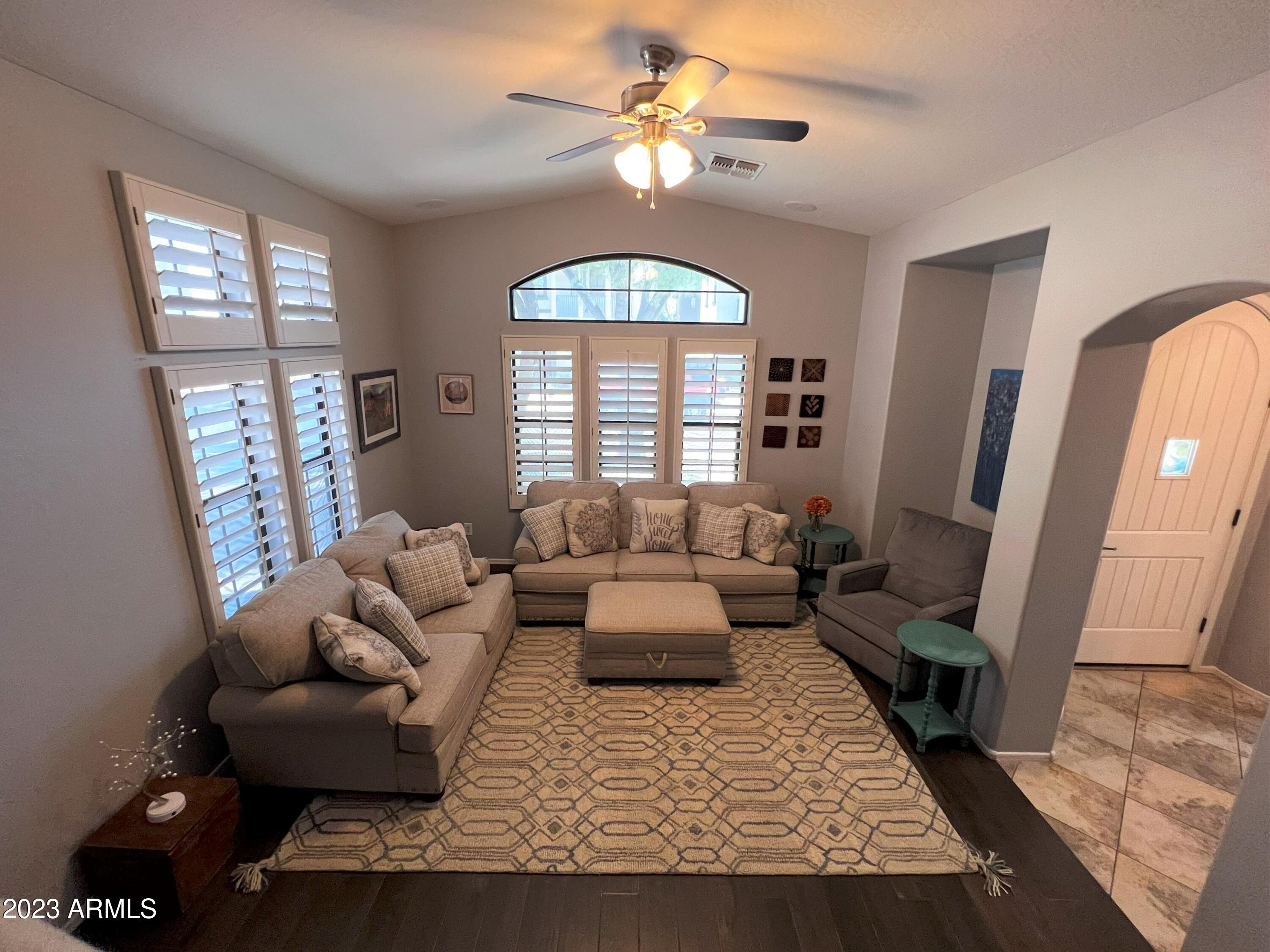 2350 West Sleepy Ranch Road Phoenix, AZ 85085 - Photo 4 of 31 WOW! Living Room