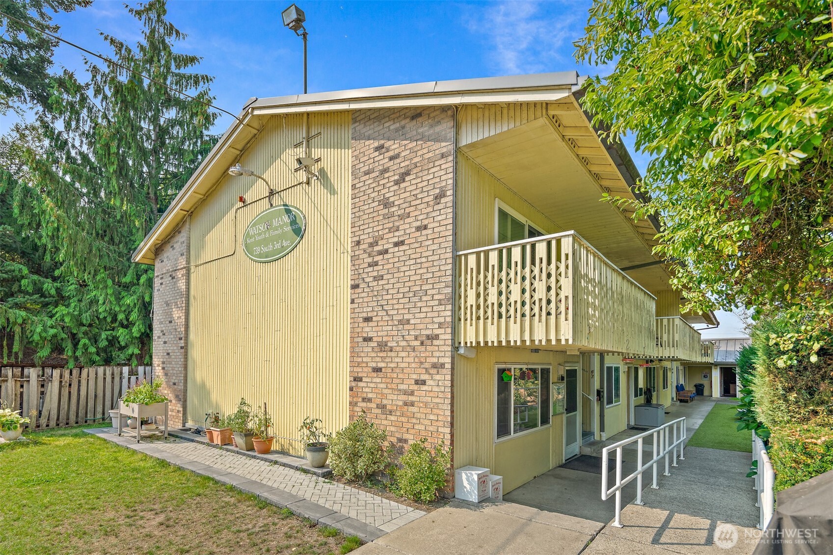 a view of a house with a swimming pool