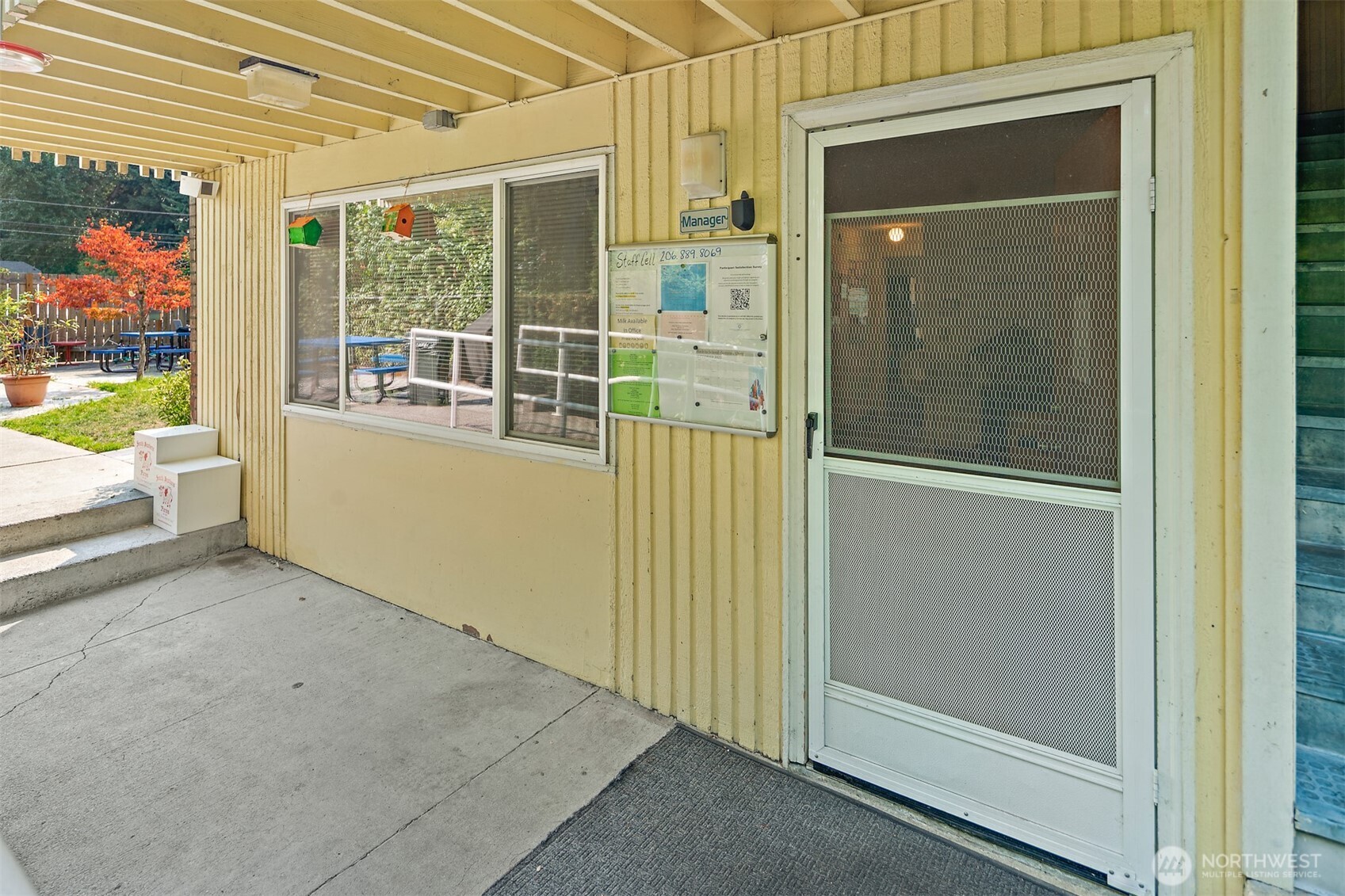 739 3rd Avenue South Kent, WA 98032 - Photo 5 of 33 a view of an entryway of the house
