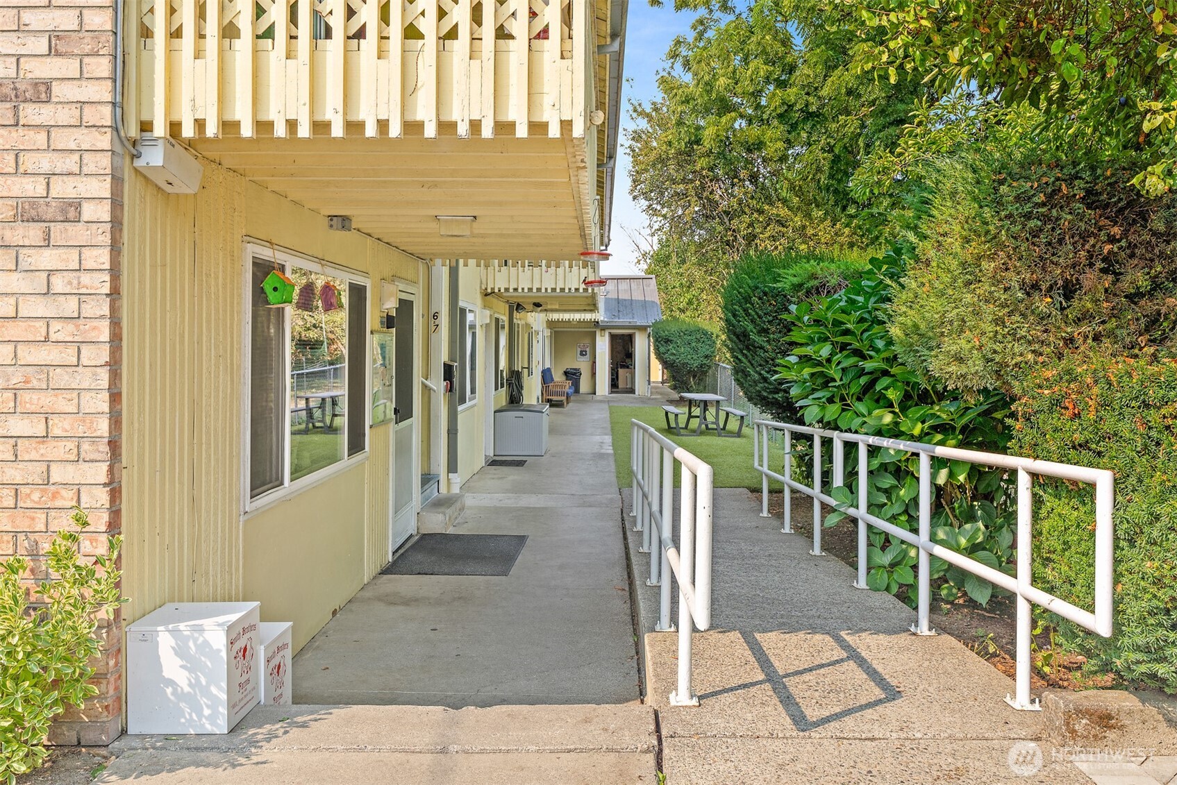 739 3rd Avenue South Kent, WA 98032 - Photo 7 of 33 a view of a house with a porch