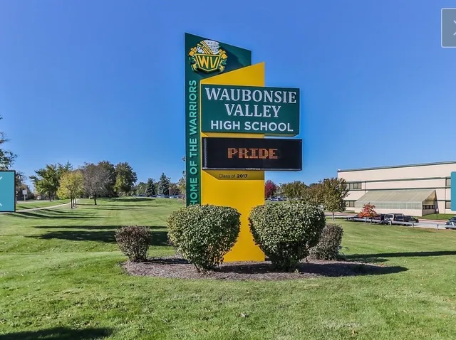 $3,000 | 4273 Chelsea Mnr Circle, Aurora, IL 60504