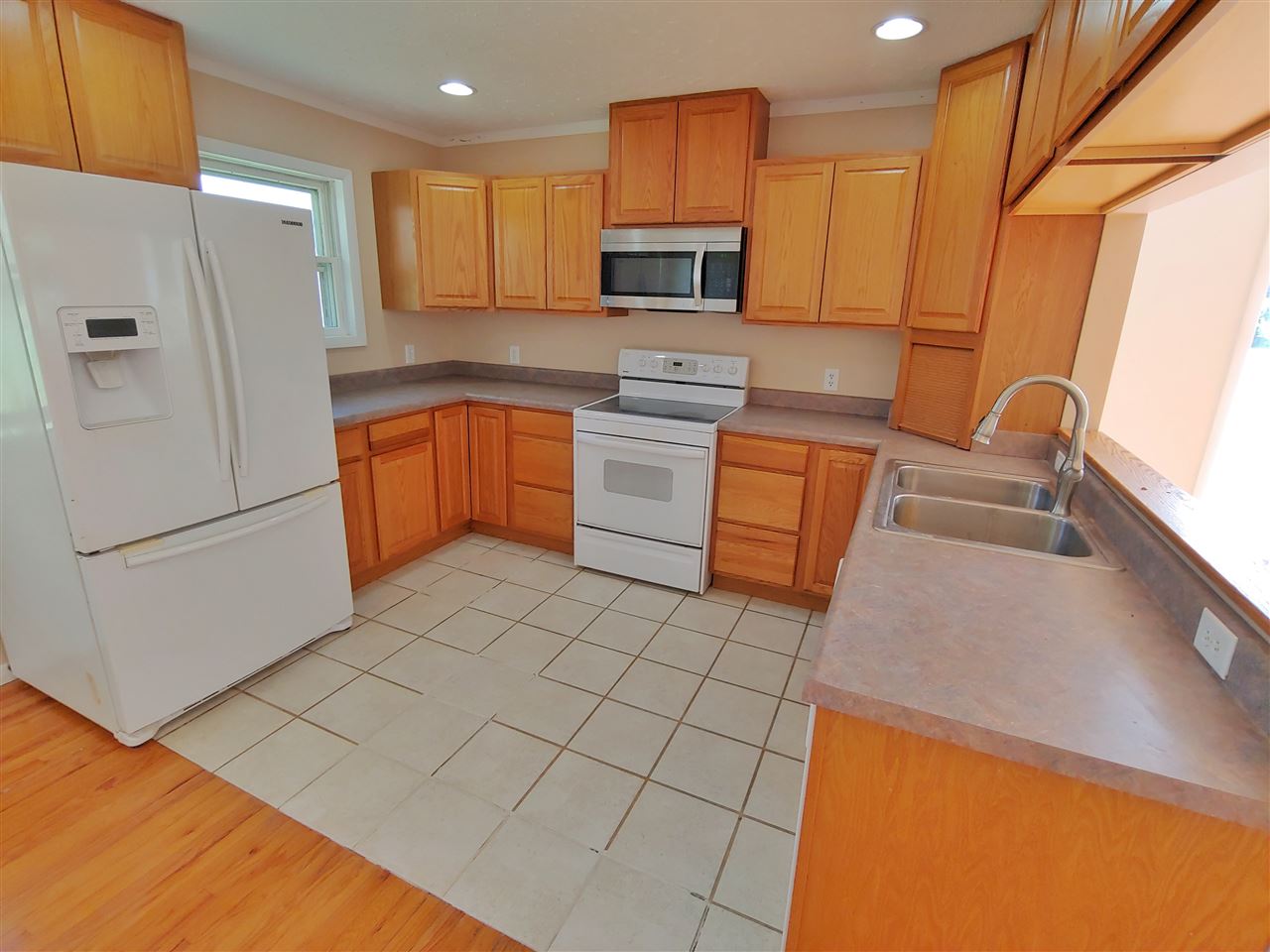 12304 Lake Road Montrose, MI 48457 - Photo 16 of 42