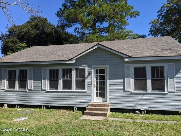 $95,000 | 707 South Guegnon Street, Abbeville, LA 70510