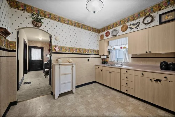 $129,900 | 601 East 7th Avenue, Tarentum, PA 15084