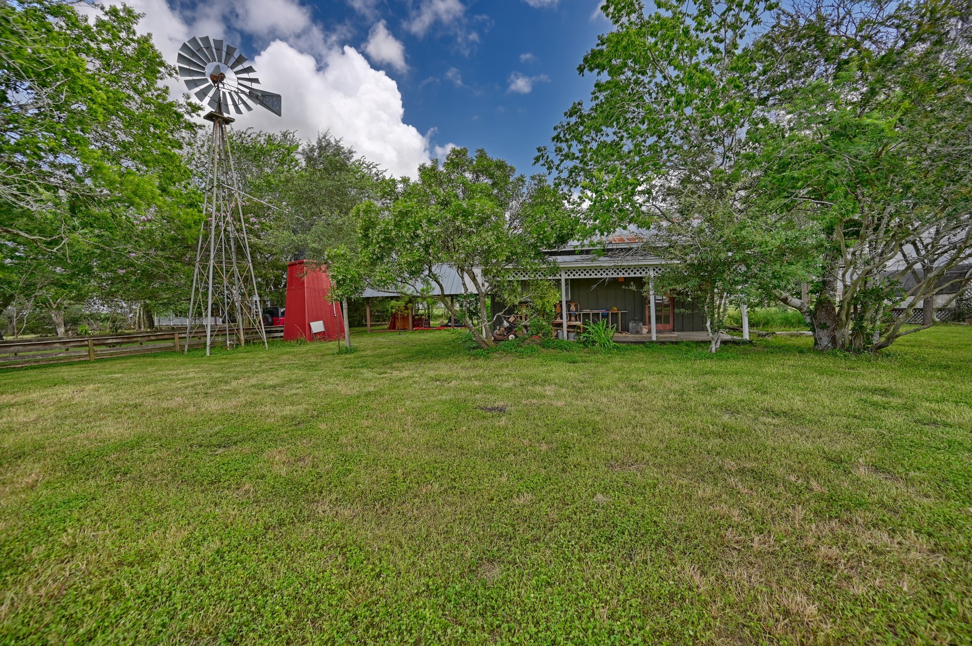 5208 Mensik Road Schulenburg, TX 78956 - Photo 17 of 34 Cabin