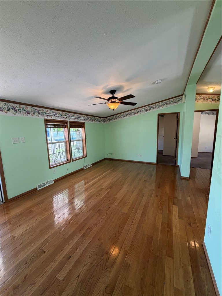 27 Woodward Road, Unit 57 Lincoln, RI 02865 - Photo 13 of 46